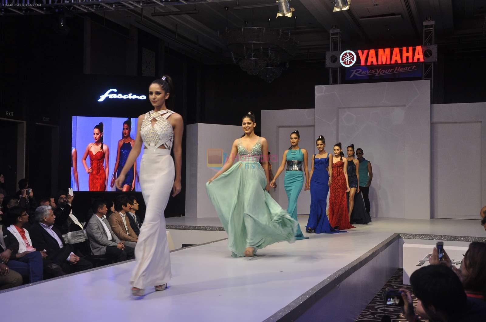 at Swapnil Shinde show for Yamaha in Palladium on 8th May 2015