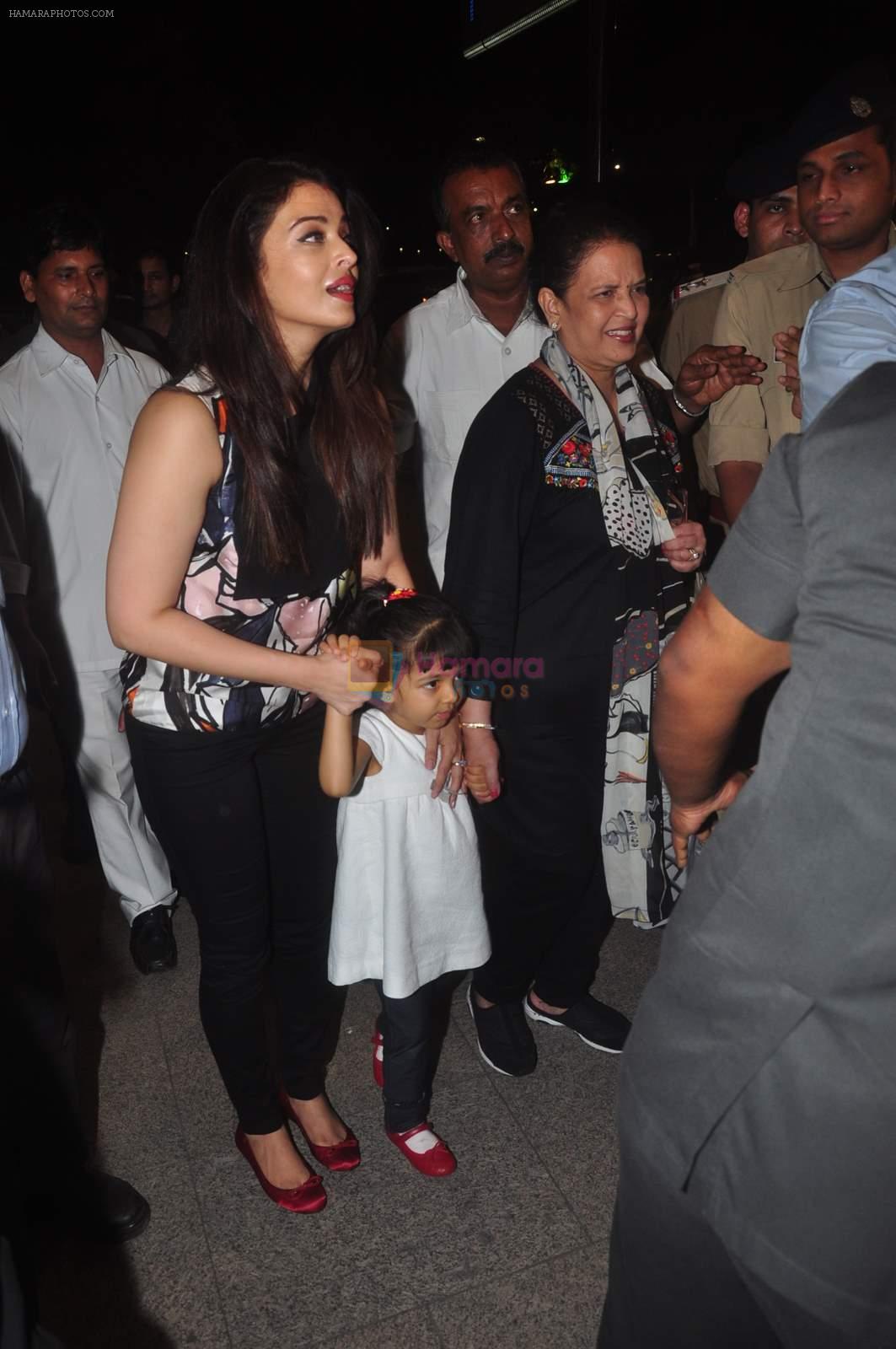 Aishwarya Rai Bachchan, Brinda Rai leave for Cannes Film Festival on 14th May 2015
