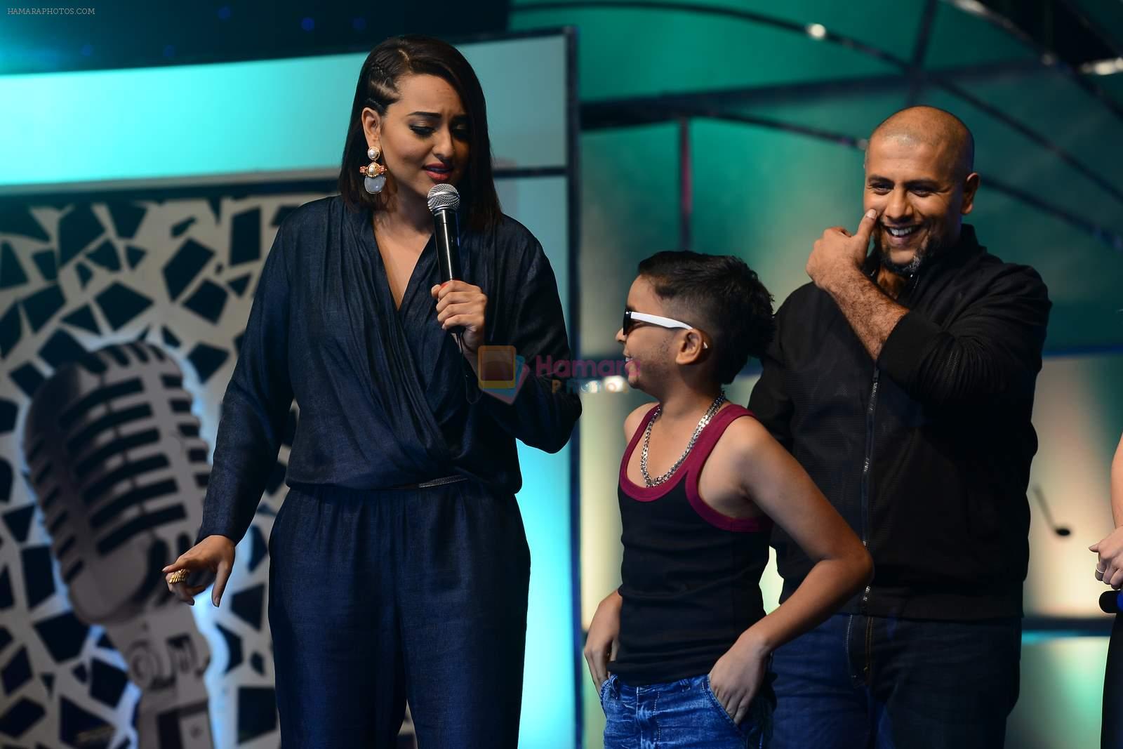 Sonakshi Sinha, Vishal Dadlani  at the launch of Indian Idol Junior on 21st May 2015