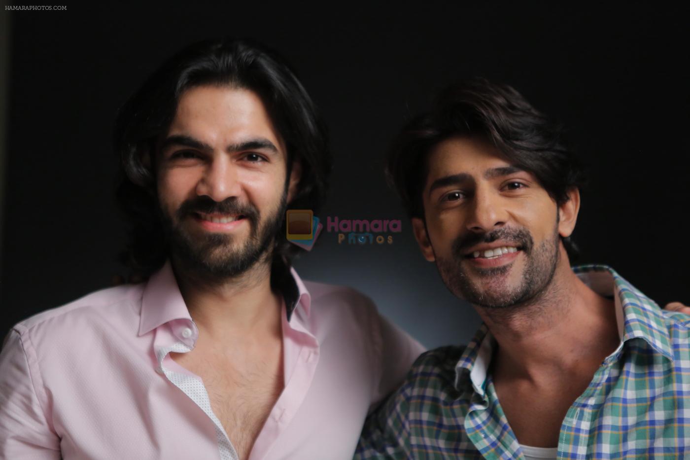 Karan and Suahil  Zargar shoot for music video O Meri jaan in Jogeshwari on 25th May 2015