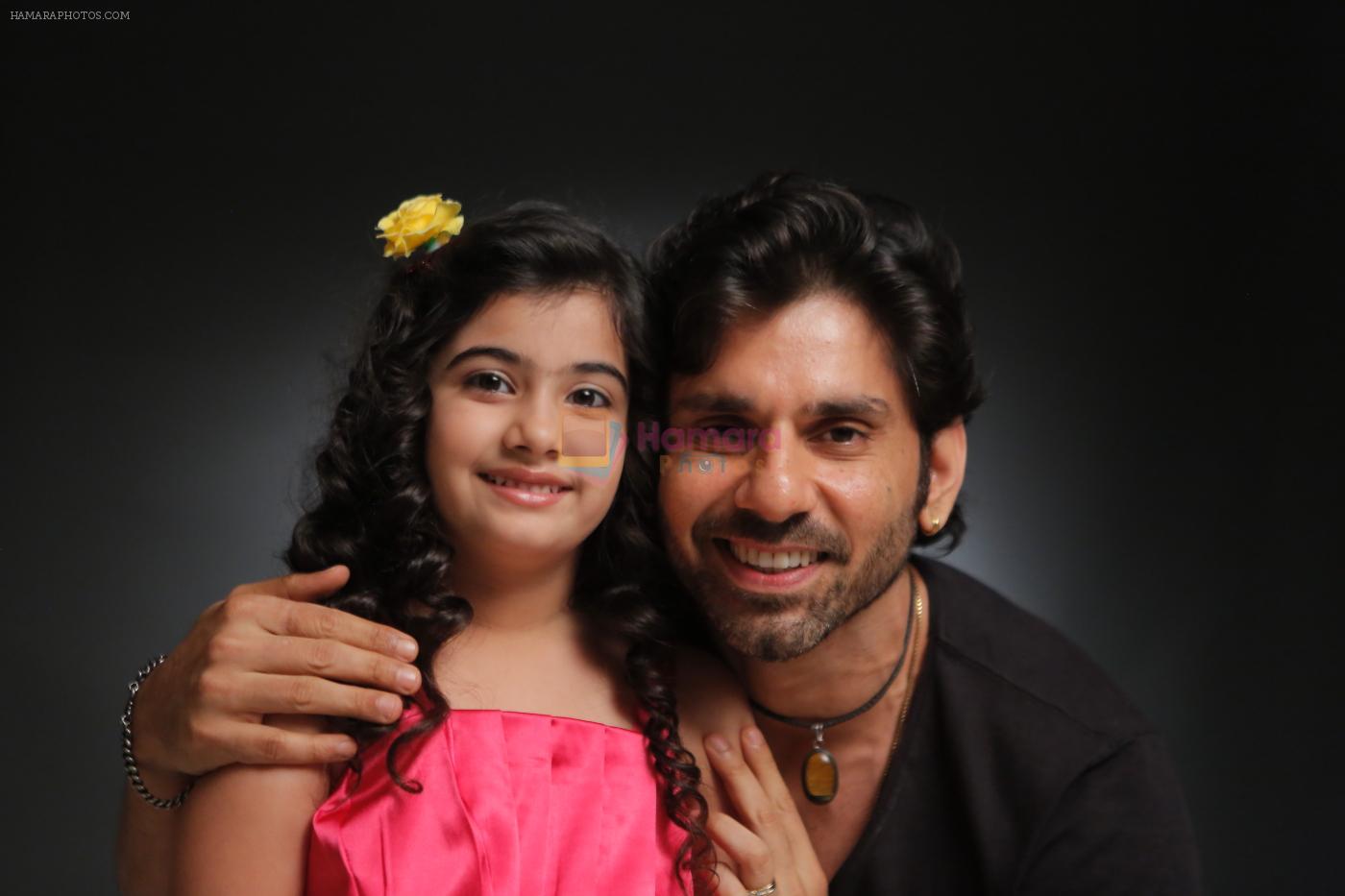 Ruhana and Sikander shoot for music video O Meri jaan in Jogeshwari on 25th May 2015