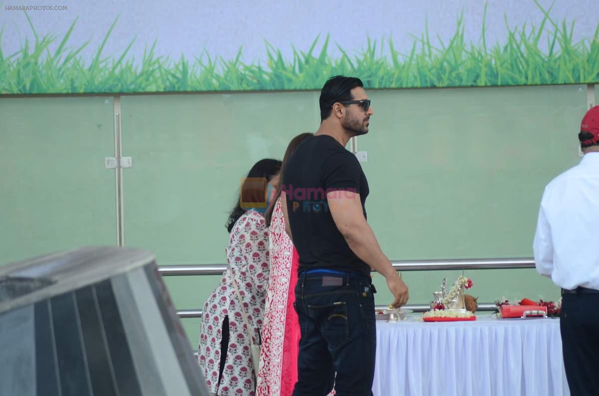John Abraham at the launch of Reliance Foundations Jio Gardens and organises Young Champs Football match on 27th May 2015