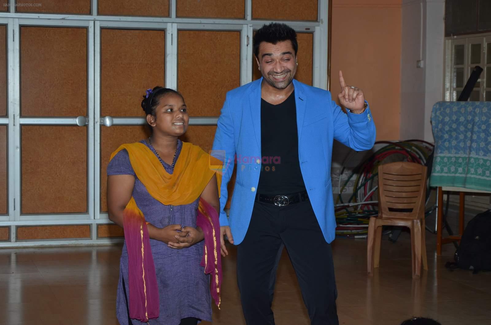 Ajaz Khan spends time with kids in Mumbai on 29th May 2015