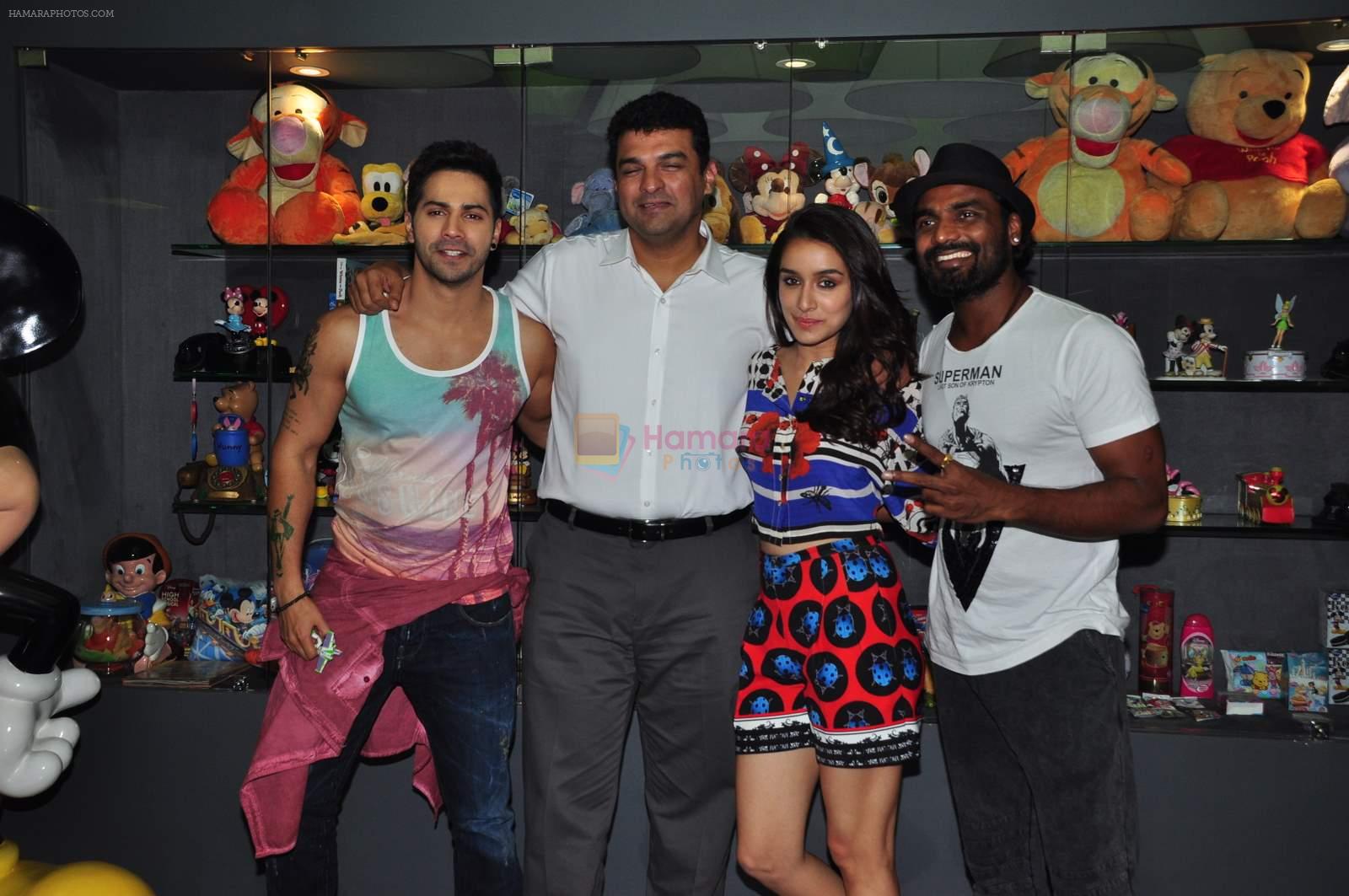 Shraddha Kapoor, Varun Dhawan,  Remo D Souza, Siddharth Roy Kapur at ABCD 2 promotions in Mumbai on 1st June 2015