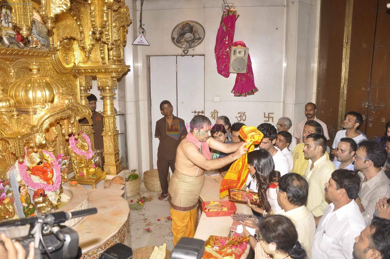 Mugdha Godse visits Siddhivinayak Temple for the Muhurat of her film on 4th June 2015