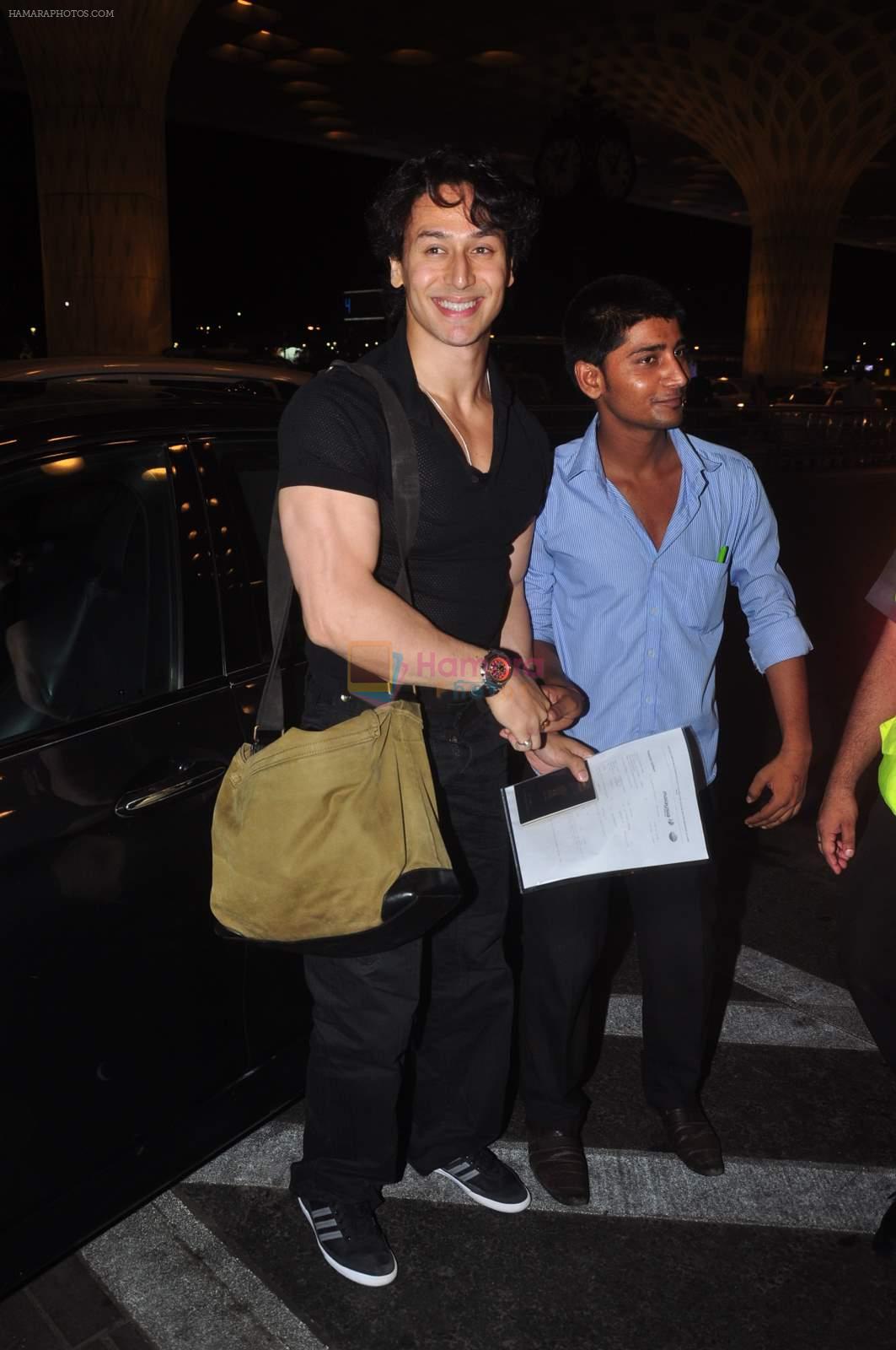 Tiger Shroff leave for IIFA on 6th June 2015