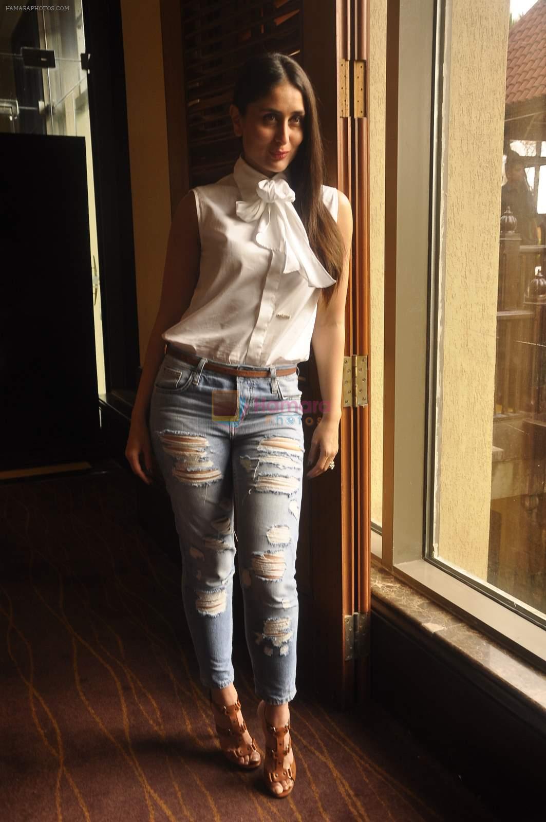 Kareena Kapoor photo shoot in 15th June 2015
