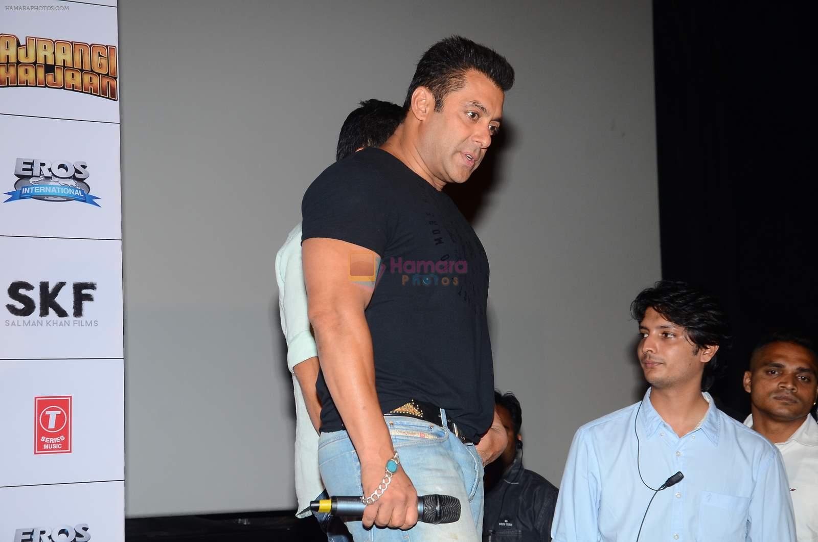 Salman Khan at Bajrangi Bhaijaan trailor launch in Mumbai on 18th June 2015