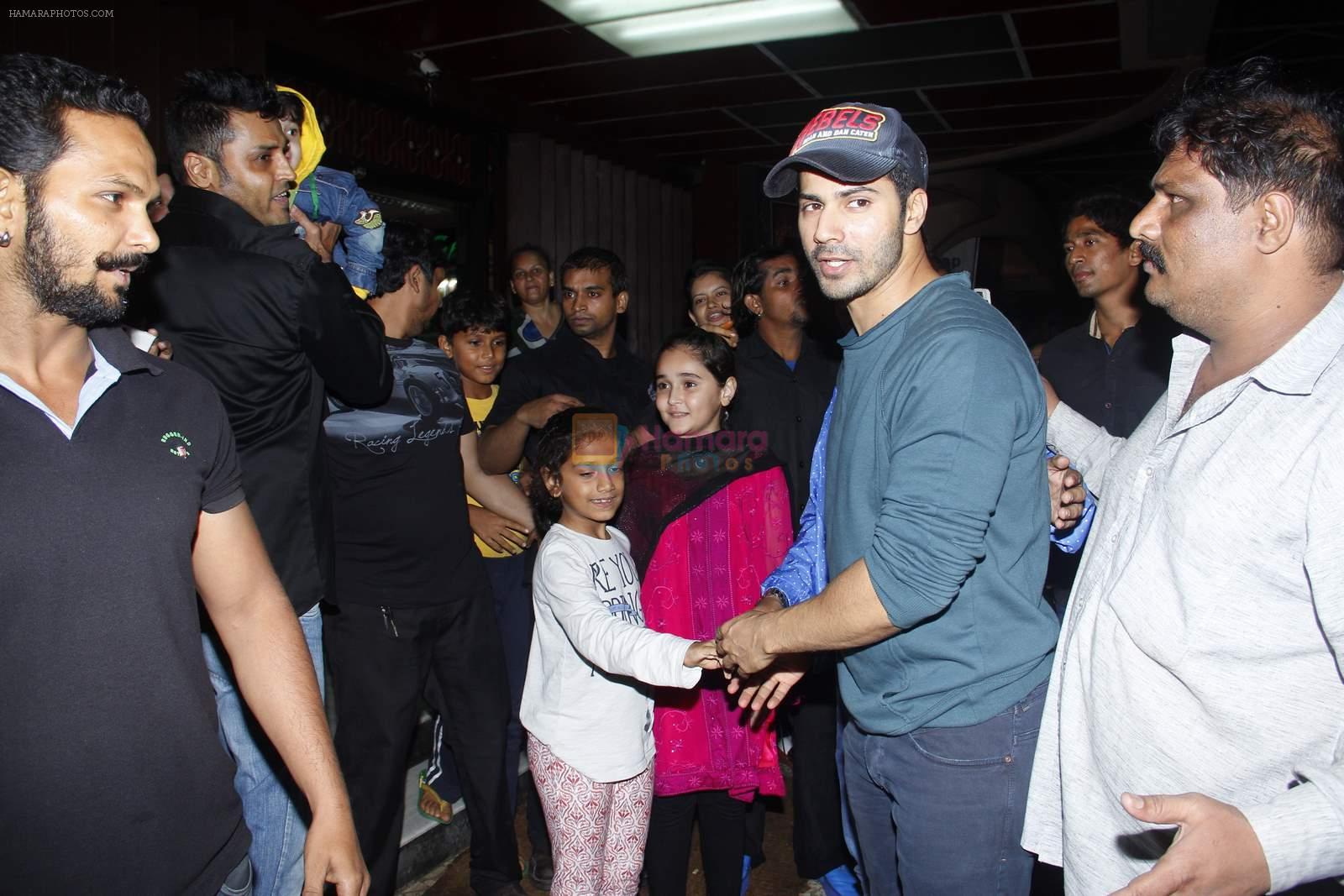 Varun Dhawan make a surprise visit to crowded Gaiety Galaxy on 20th June 2015