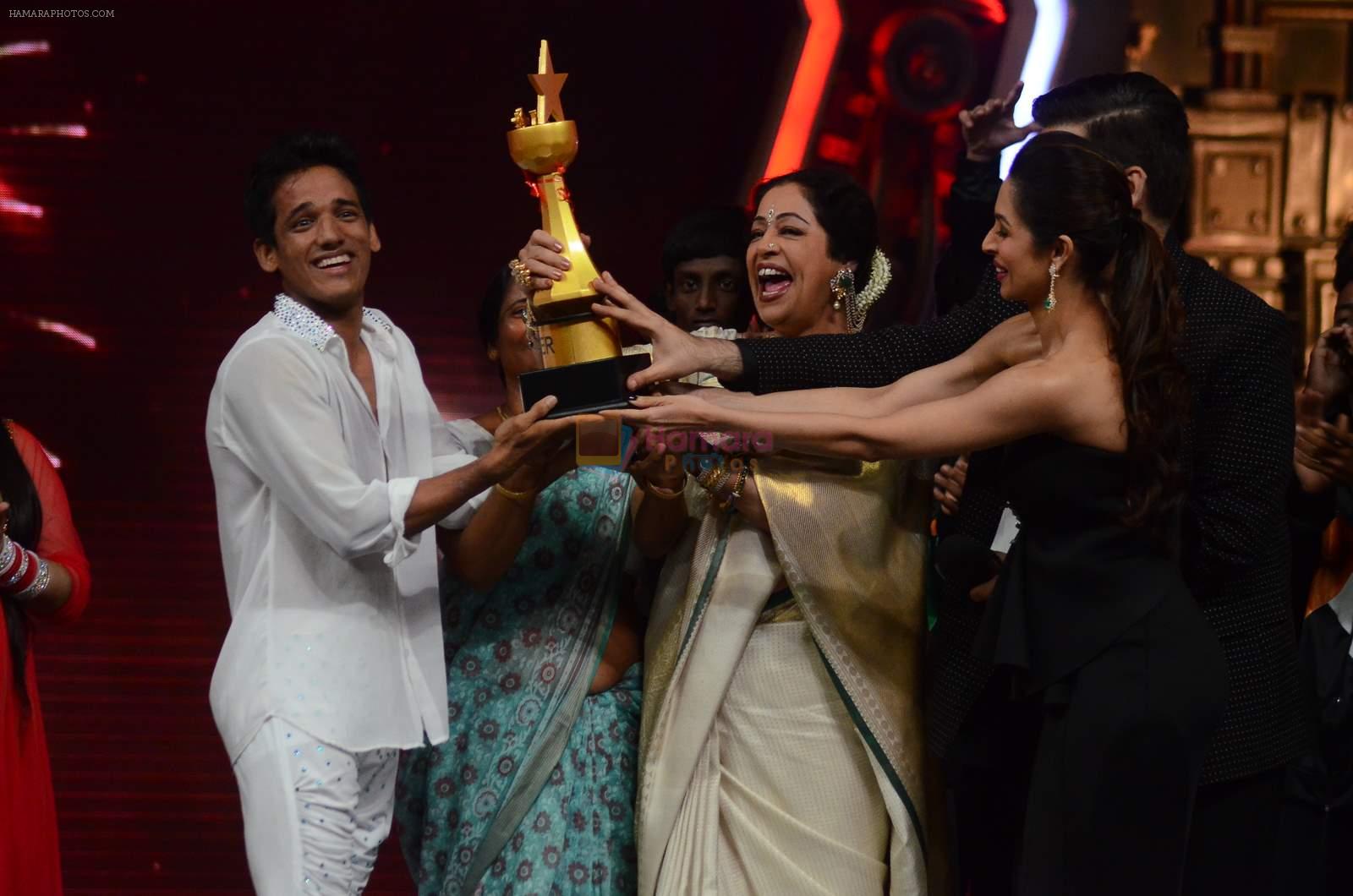 Kiron Kher, Karan Johar, Malaika Arora Khan at IGT grand finale in Filmcity, Mumbai on 27th June 2015