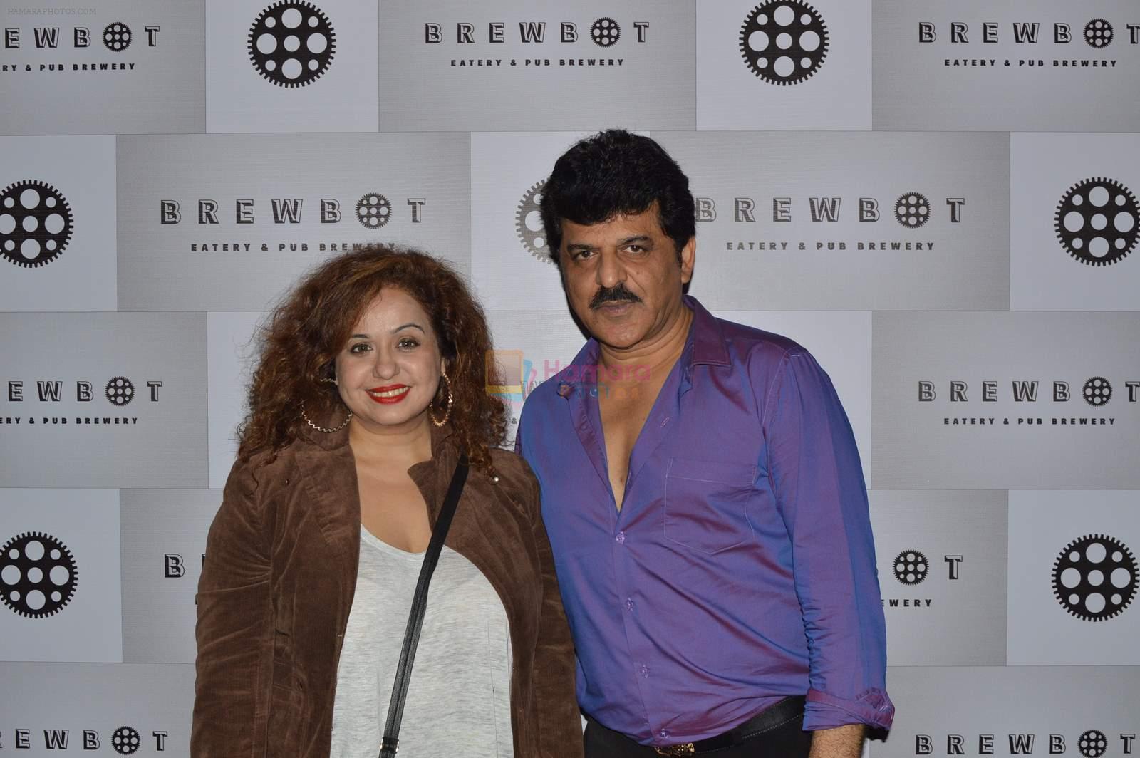 Rajesh Khattar & Vandana Sajnani at Brew Hot cafe in Andheri, Mumbai on 28th June 2015
