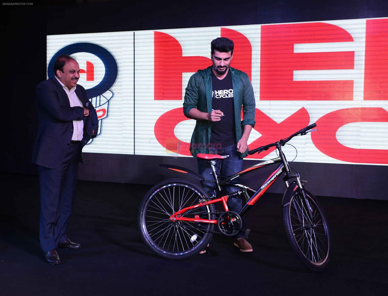 Arjun Kapoor promotes hero cycles in delhi on 30th June 2015