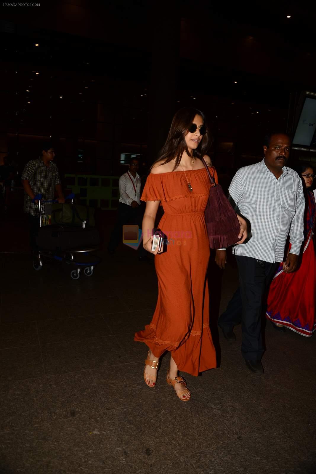 Sonam Kapoor arrive from Turkey in Mumbai on 7th July 2015