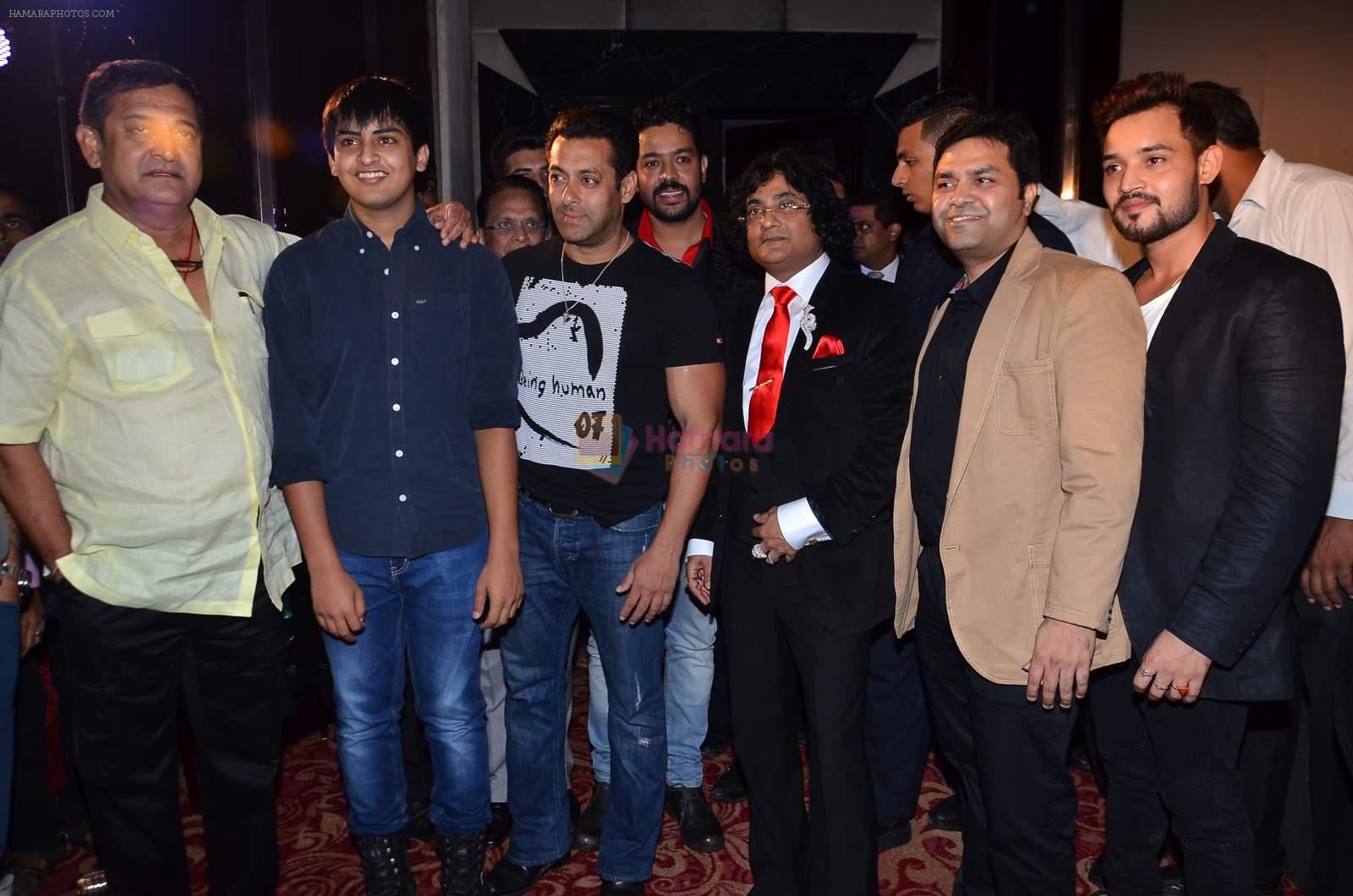 Salman Khan promotes Mahesh Manjrekar's film Janiva in Bandra, Mumbai on 10th July 2015