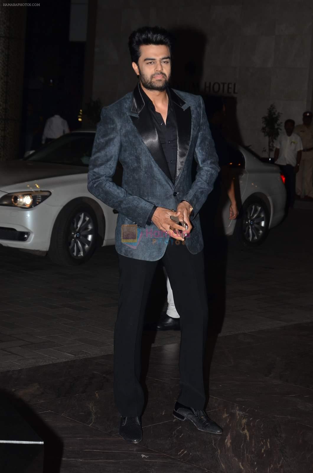 Manish Paul at Shahid Kapoor and Mira Rajput's wedding reception in Mumbai on 12th July 2015