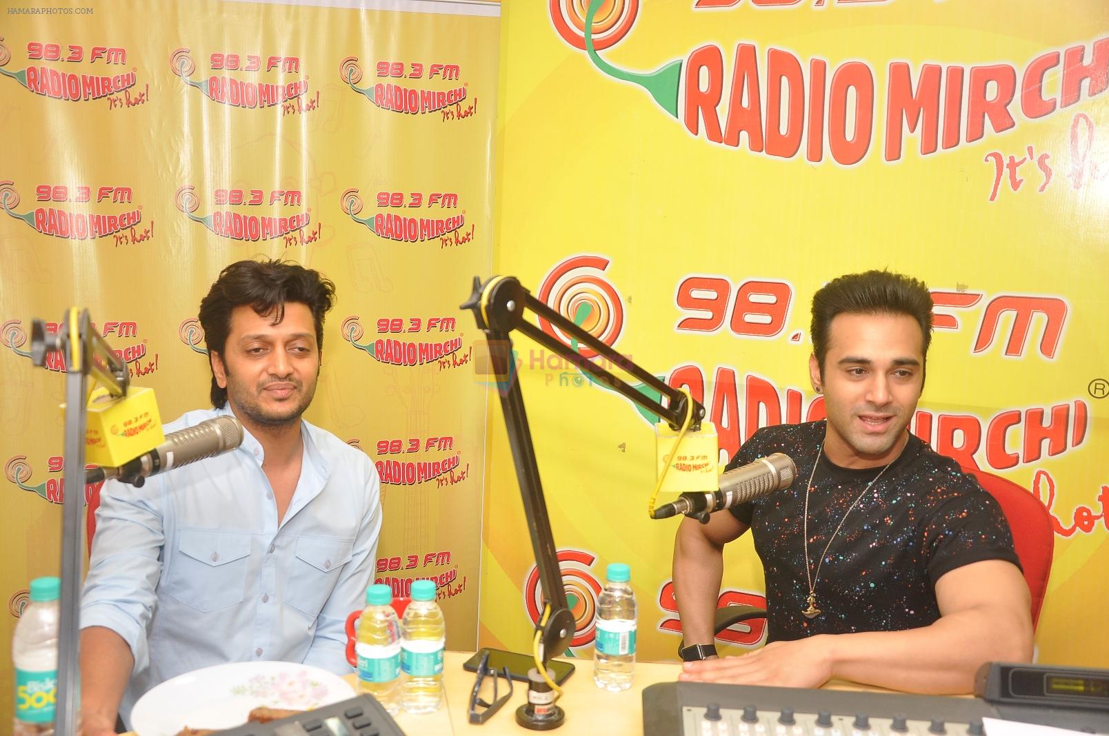 Riteish Deshmukh and Pulkit Samrat at Radio Mirchi Studio to promote their film Bangistan on 15th July 2015