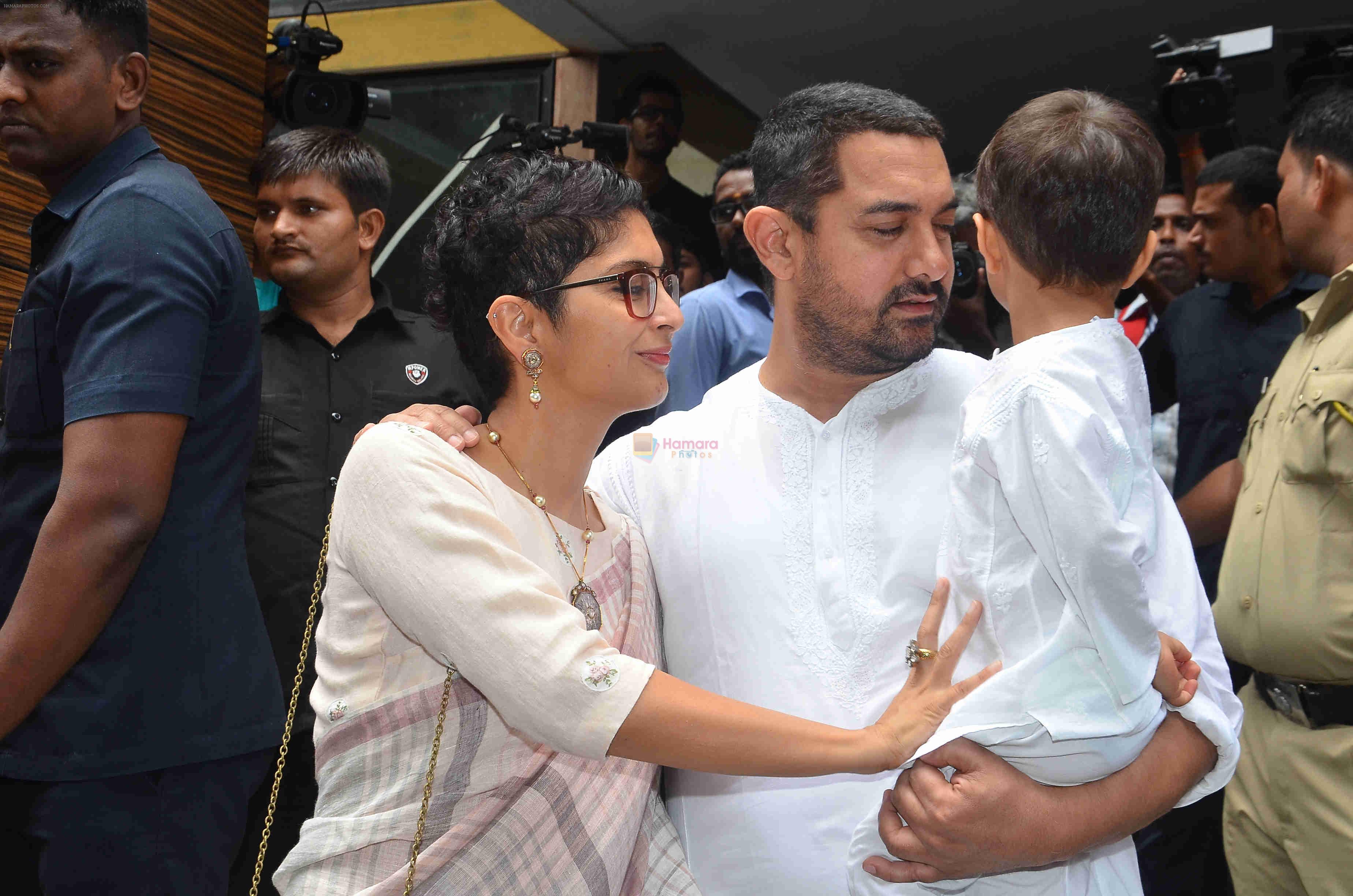 Aamir Khan, Kiran Rao, Azad Khan meets media on eid on 18th July 2015