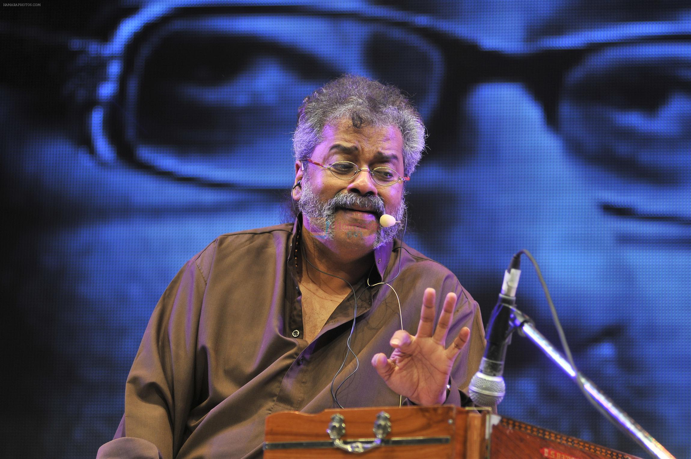 Hariharan at the Tribute to Jagjit Singh with musical concert Rehmatein in Mumbai on 18th July 2015