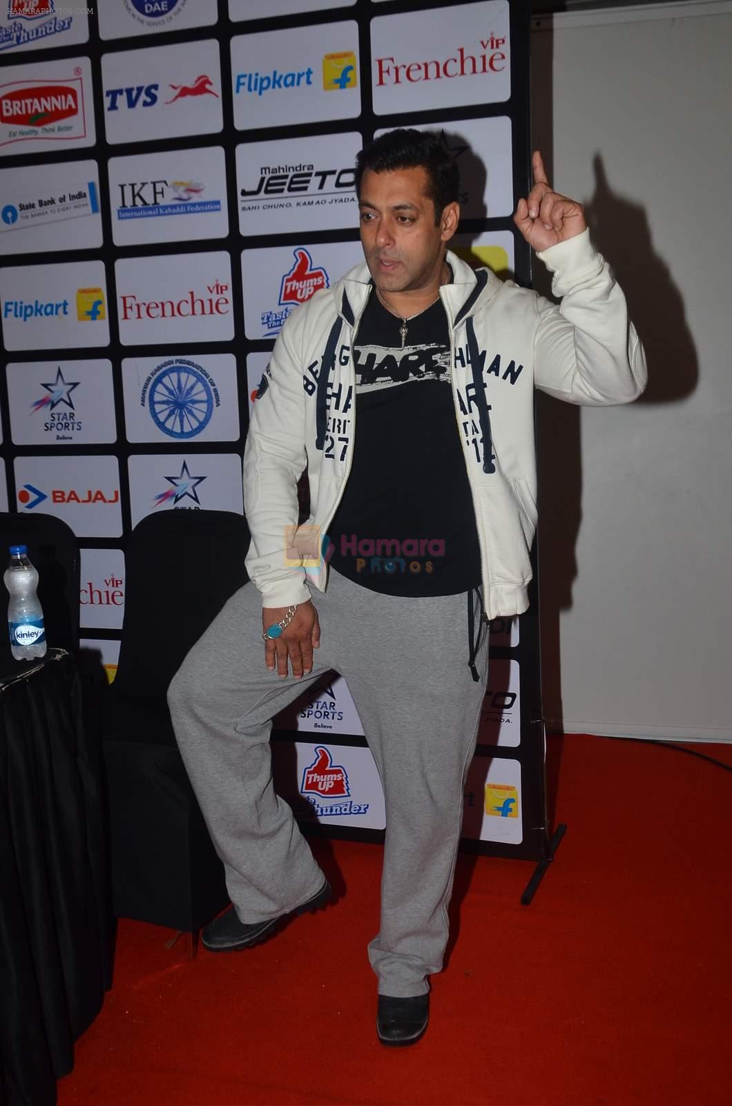 Salman Khan at Pro Kabaddi in Mumbai on 21st July 2015
