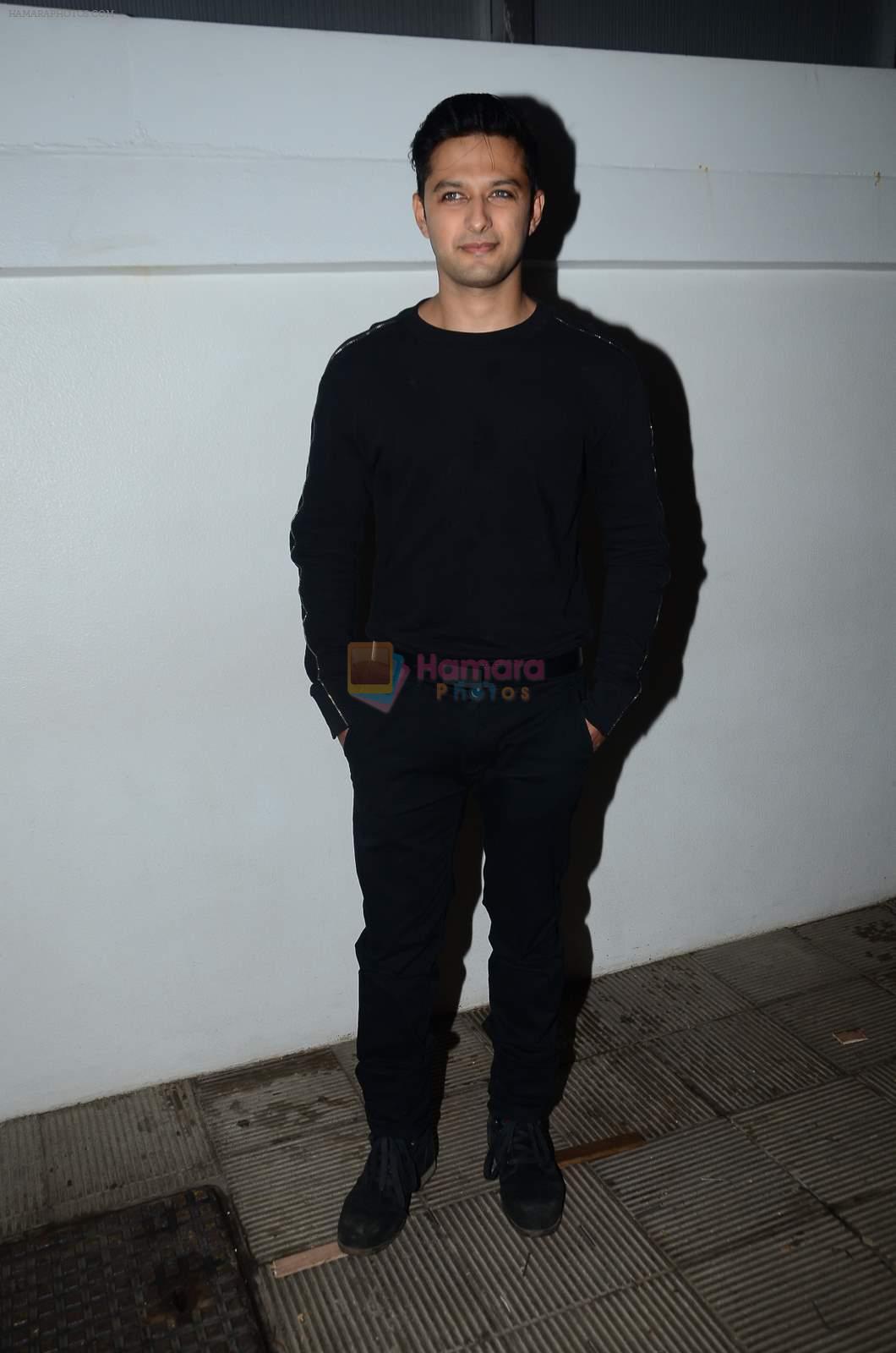 Vatsal Seth at Mr India party in Royalty on 23rd July 2015