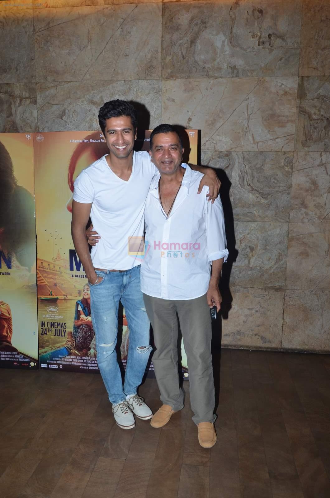 Vicky Kaushal at Masaan screening for Aamir Khan in Mumbai on 26th July 2015