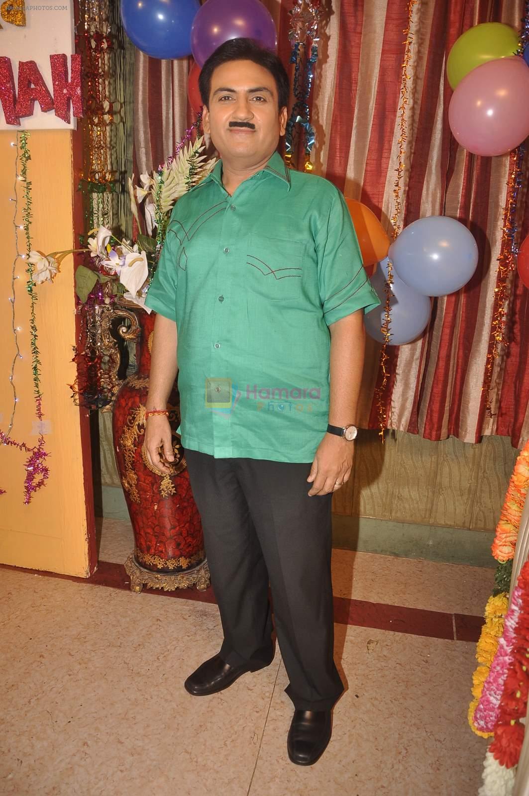 Dilip Joshi at taarak mehta ka ooltah chashmah celebrates 8 years in Kandivli on 27th July 2015