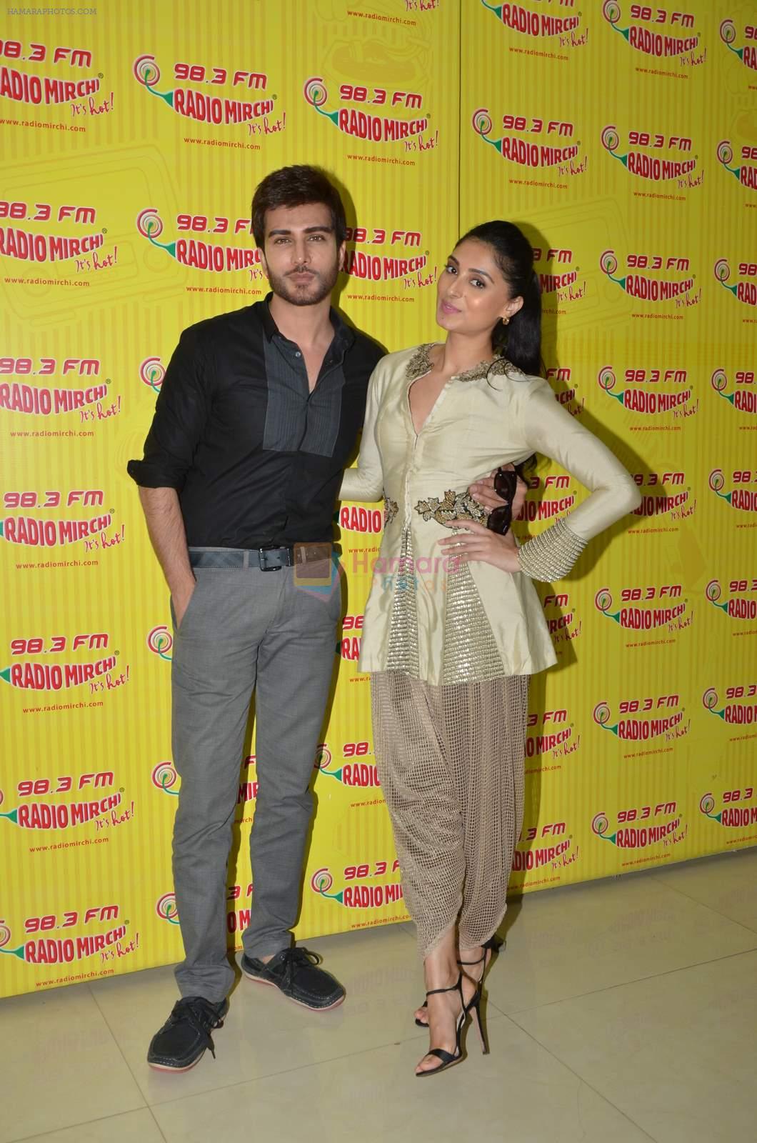 Imran Abbas, Pernia Qureshi at Janisaar promotions at Radio Mirchi in Lower Parel on 28th July 2015