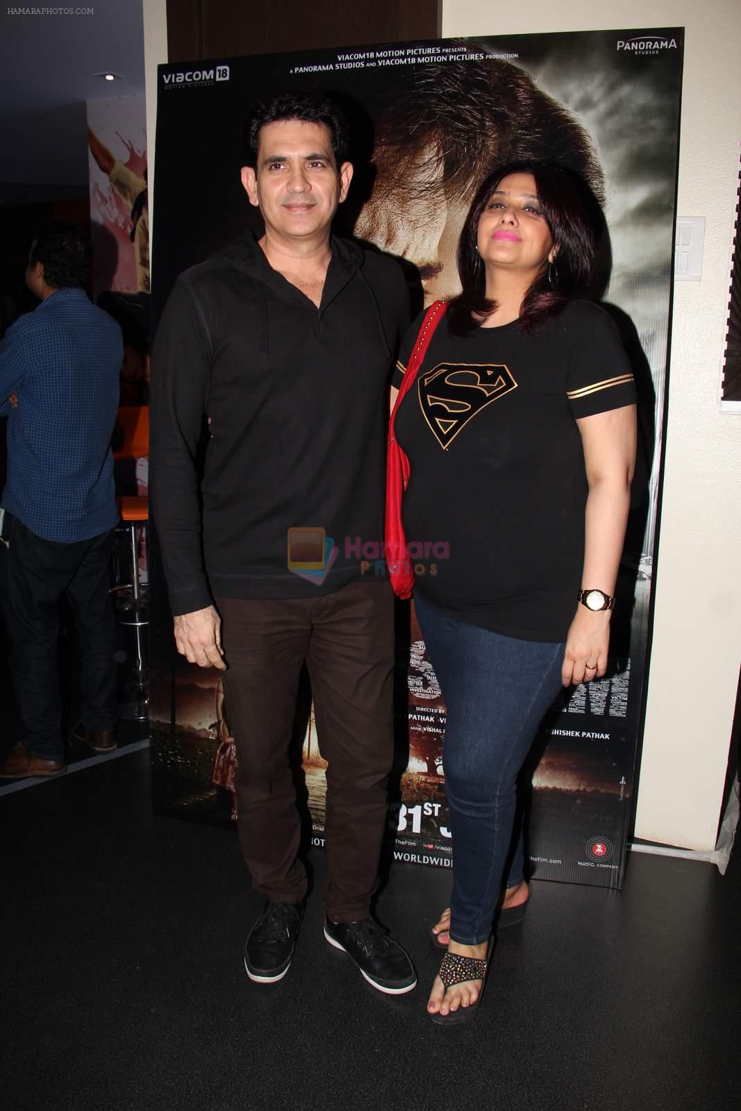 Omung Kumar, Vanita Omung Kumar at Drishyam screening in Fun Republic on 28th July 2015