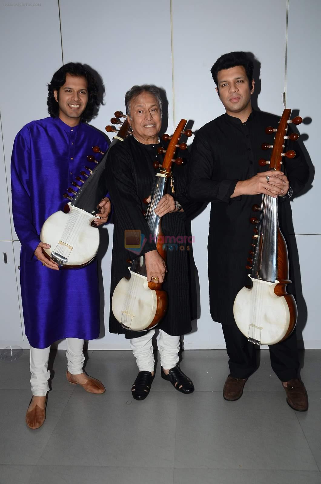 Amjad Ali Khan with sons Amaan and Ayaan Shoot for Vande Maataram at Collective Image Productions Lower Parel on 30th July 2015