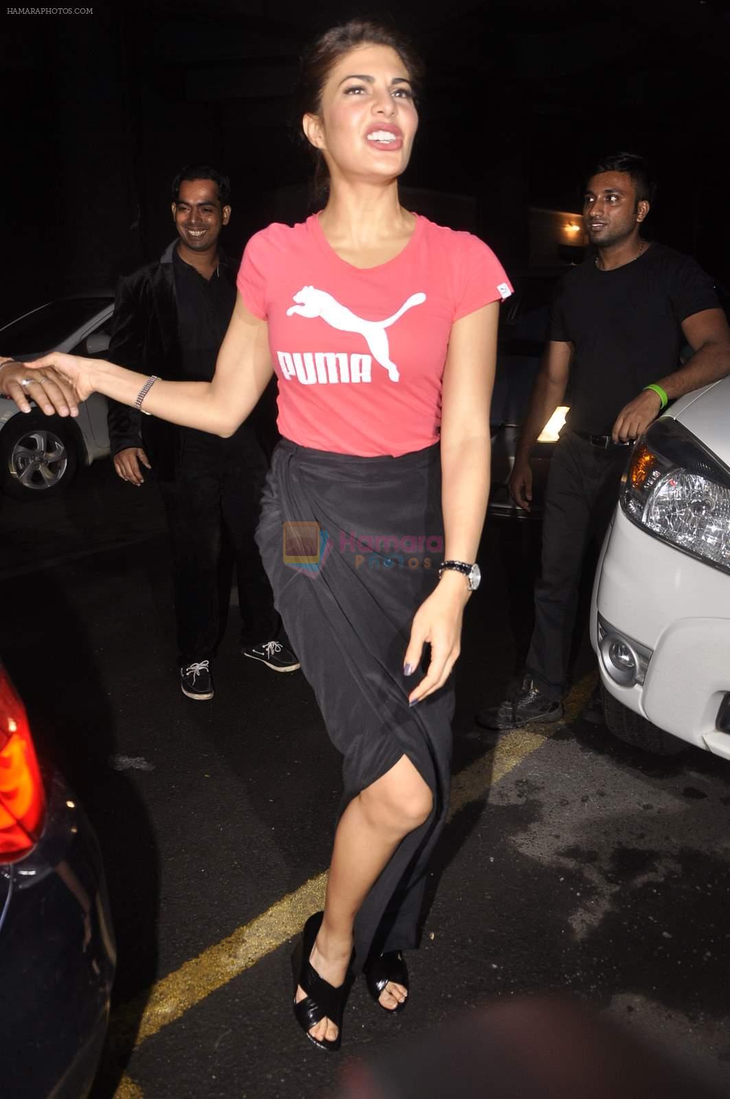 Jacqueline Fernandez at Namrata Purohit's The Lazy Girl's Guide to Being Fit book Launch in crossword Kemps Corner on 5th Aug 2015