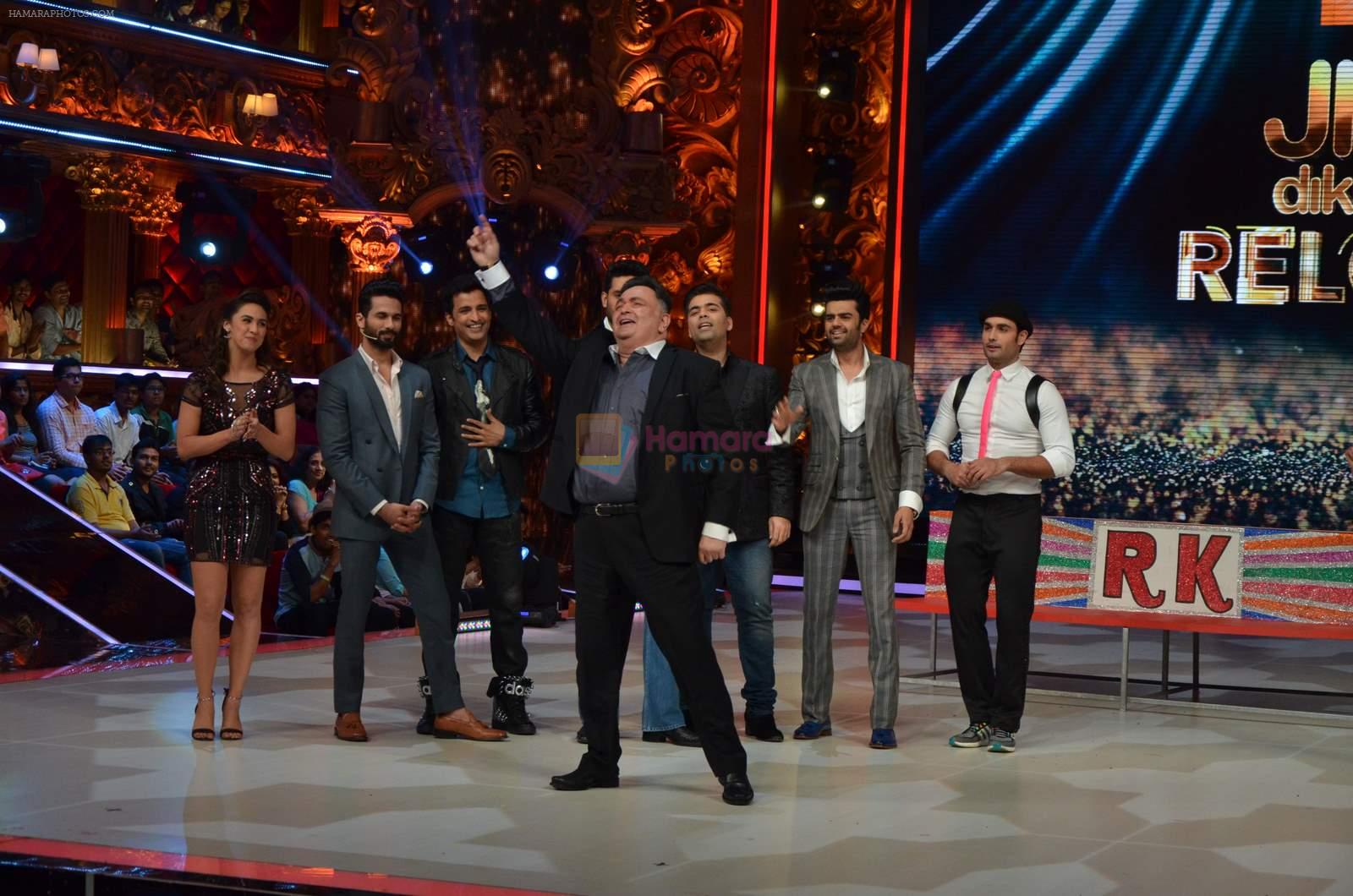Abhishek Bachchan and Rishi Kapoor on the sets of Jhalak Dikhlaajaa on 5th Aug 2015