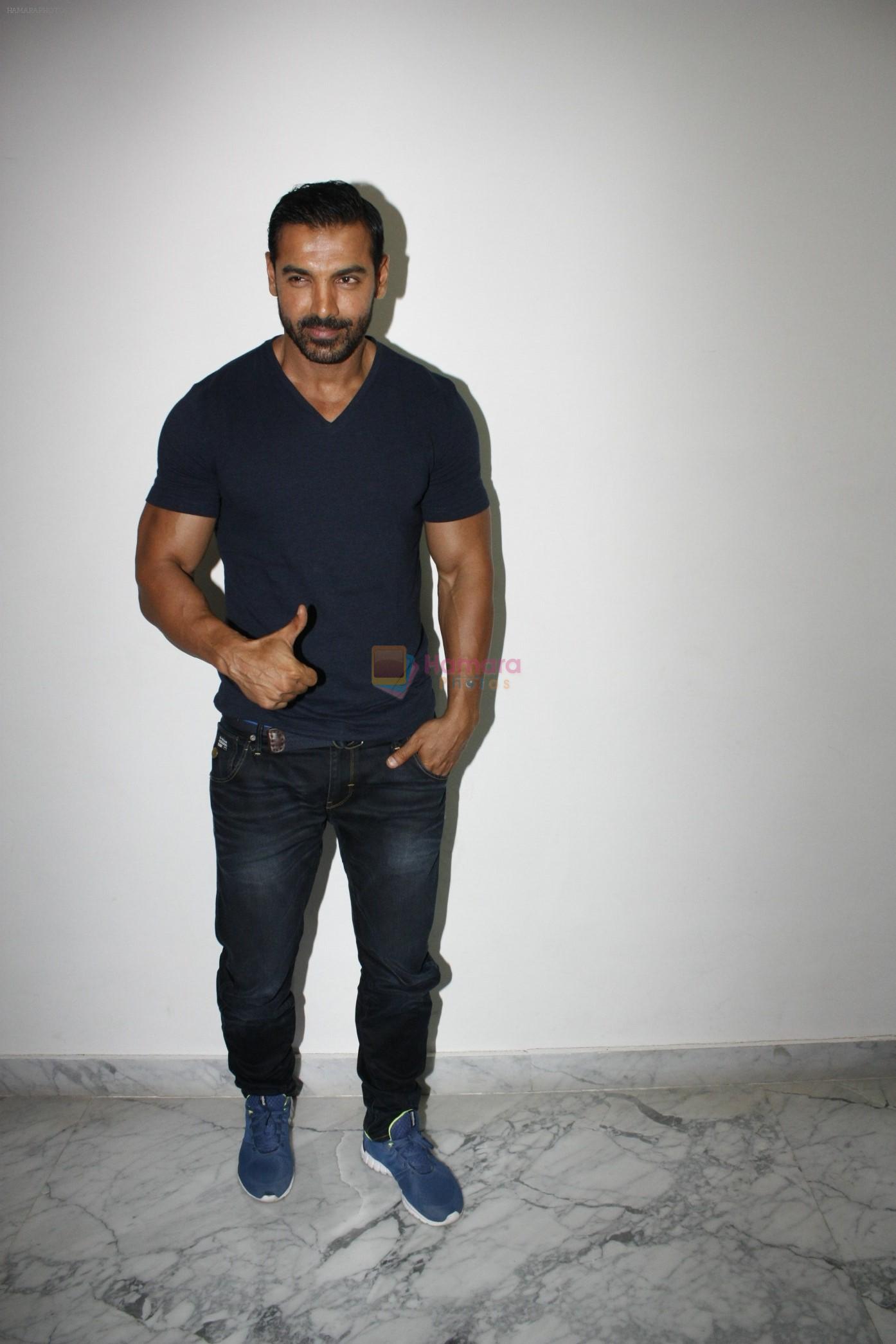John Abraham at Welcome Back Promotion at Fever 104 fm on 6th Aug 2015
