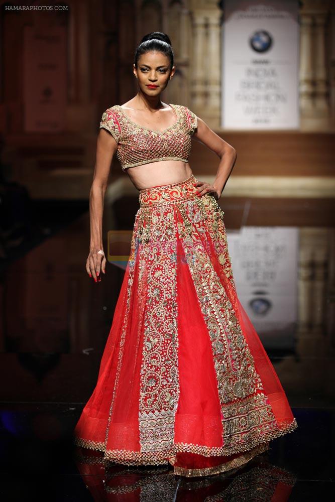 Model walks for abu jani sandeep khosla show in delhi on 7th Aug 2015