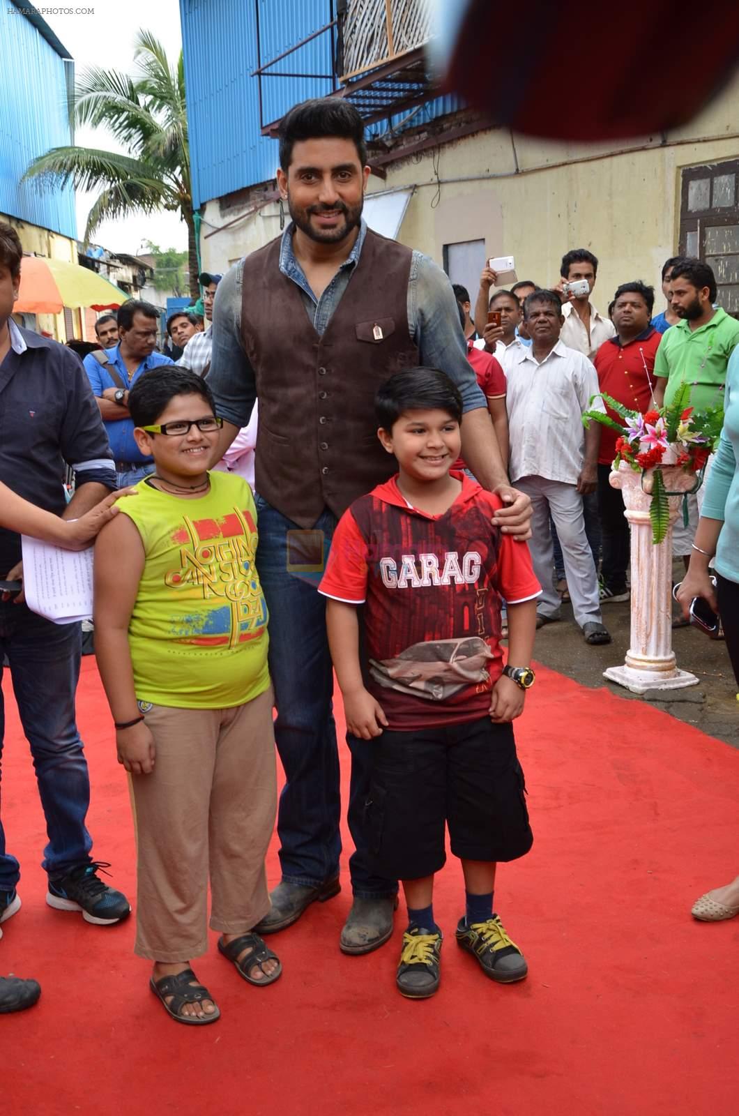 Abhishek Bachchan on the sets of Sab Tv's Bade Door Se Aye Hain on 8th Aug 2015