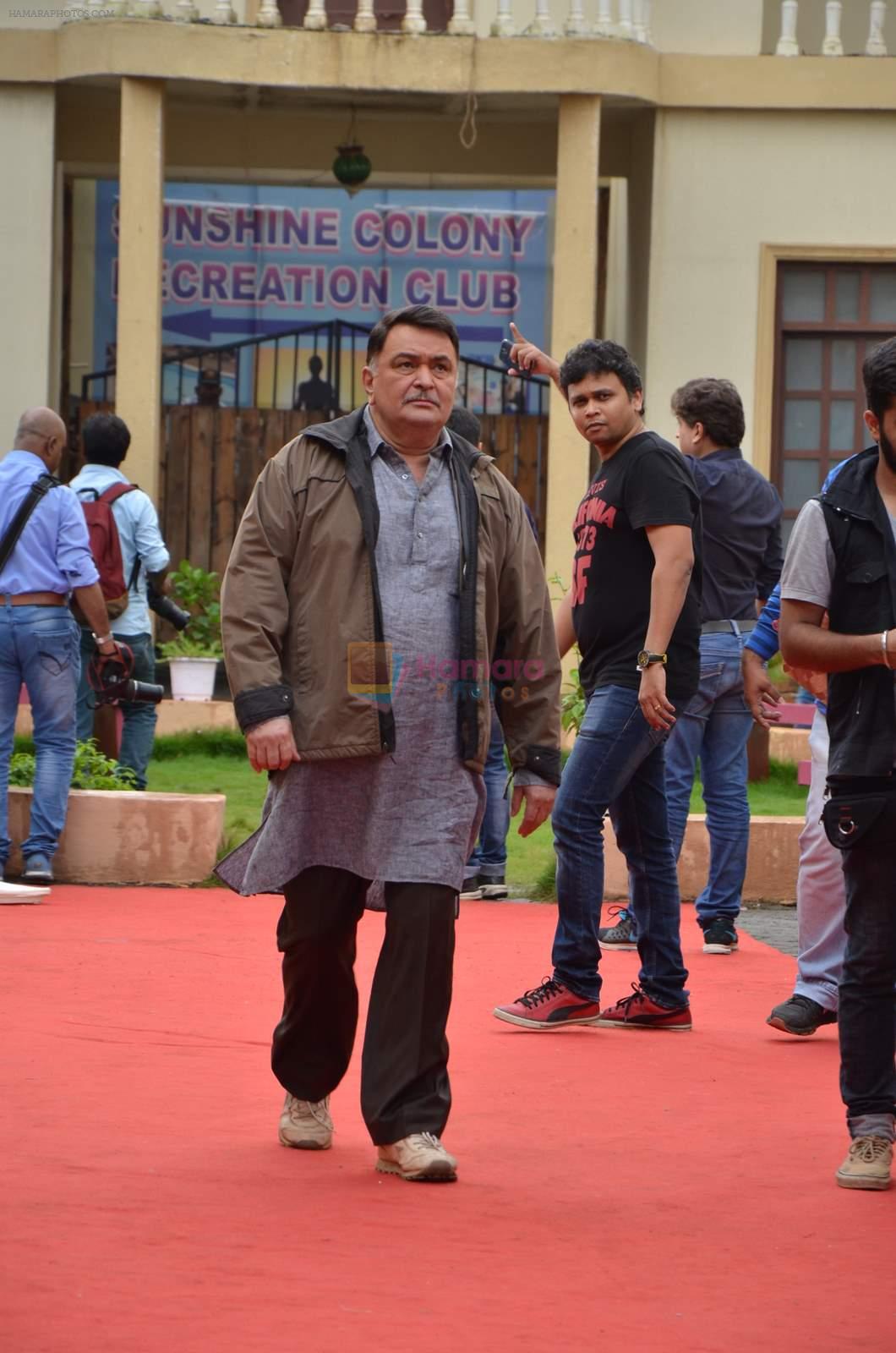 Rishi Kapoor on the sets of Sab Tv's Bade Door Se Aye Hain on 8th Aug 2015