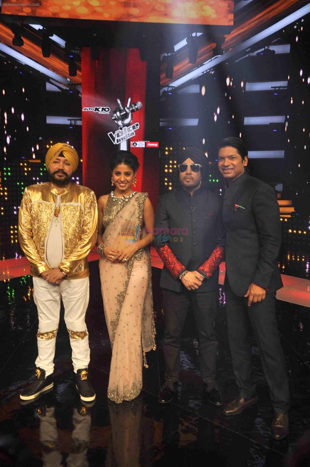 Mika Singh, Daler mehndi , Sunidhi Chauhan, Shaan at Voice of India - Independence day special shoot in R K Studios on 10th Aug 2015