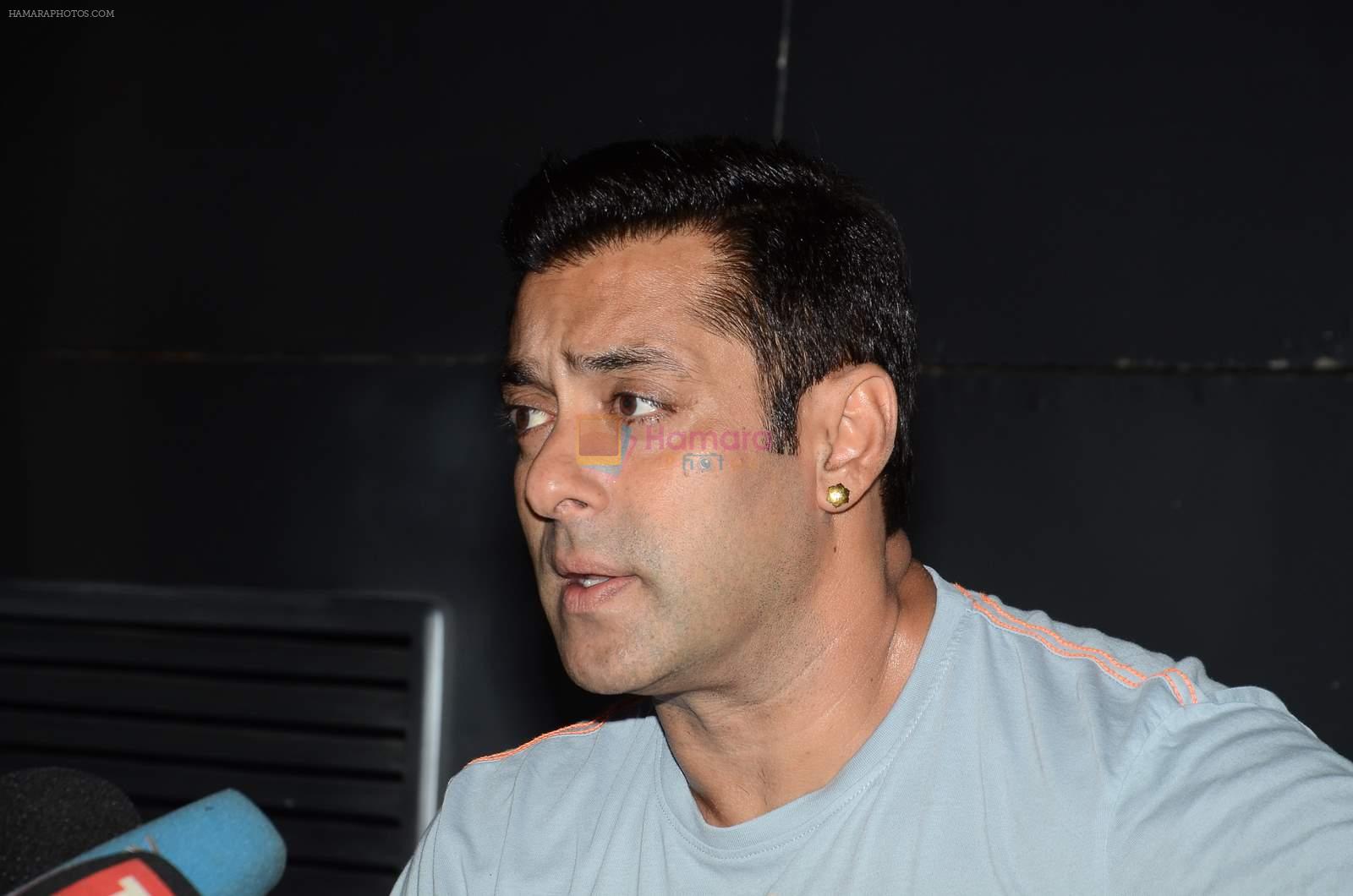 Salman Khan speaks to media in karjat on 10th Aug 2015
