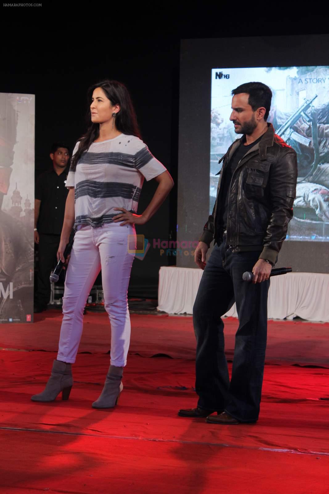 Saif Ali Khan, Katrina Kaif at Umang festival in Parle, Mumbai on 15th Aug 2015