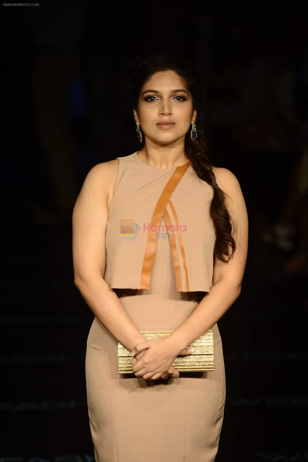 Bhumi Pednekar at Payal Singhal Show on day 1 of LIFW on 26th Aug 2015