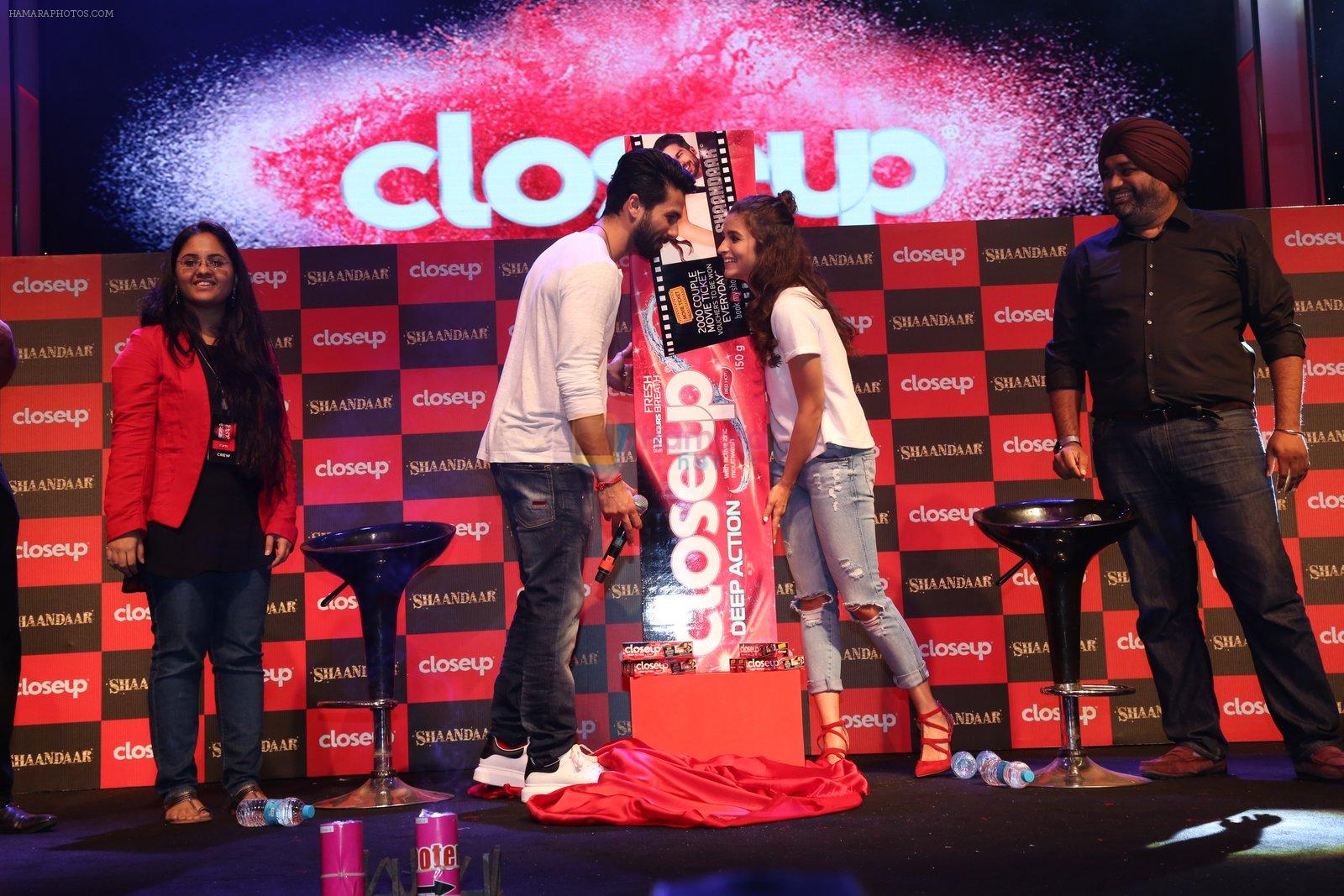 Alia Bhatt, Shahid Kapoor at Closeup Event in Mumbai on 28th Aug 2015