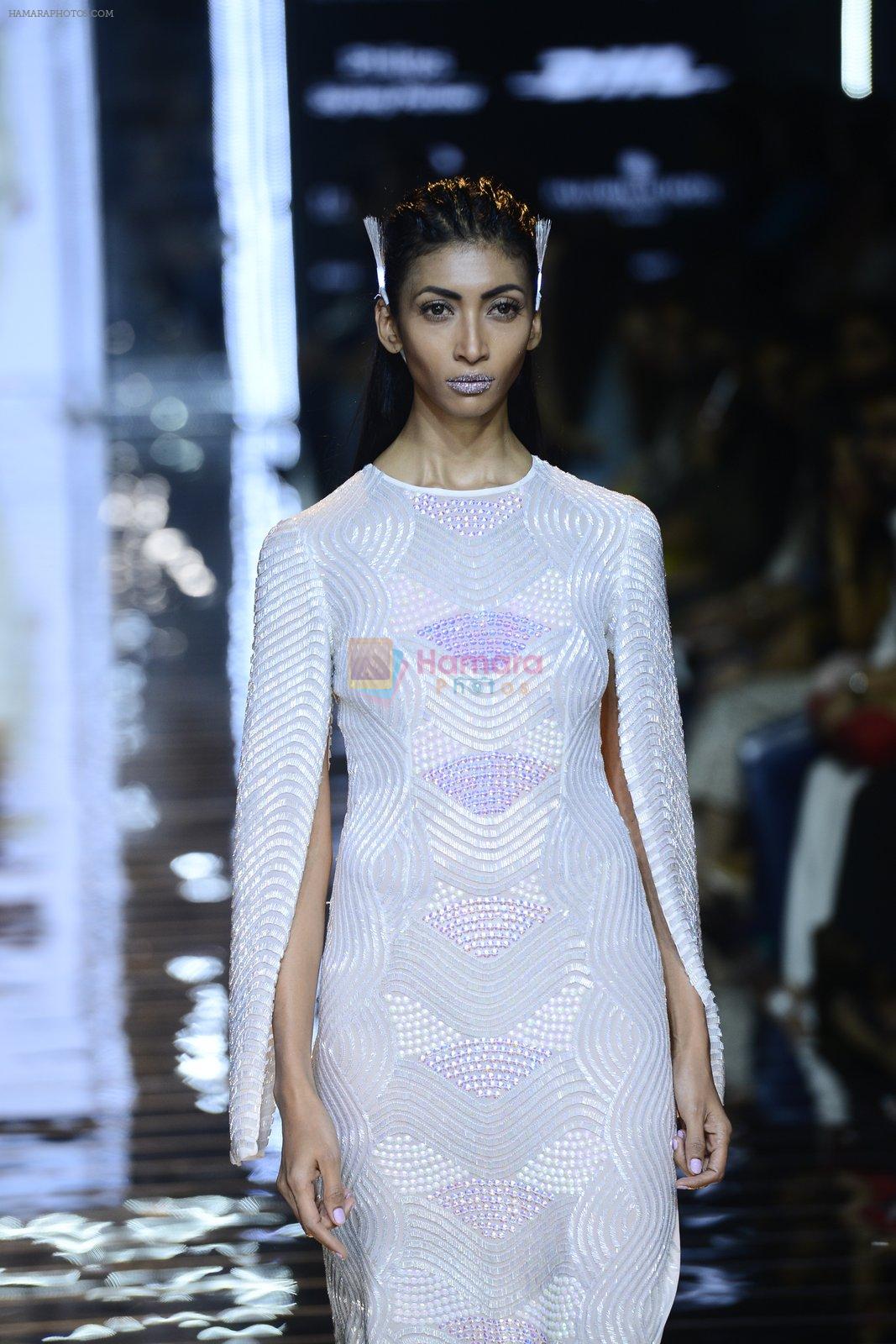 Model walks for Namrata Joshipura on day 3 of lifw on 28th Aug 2015