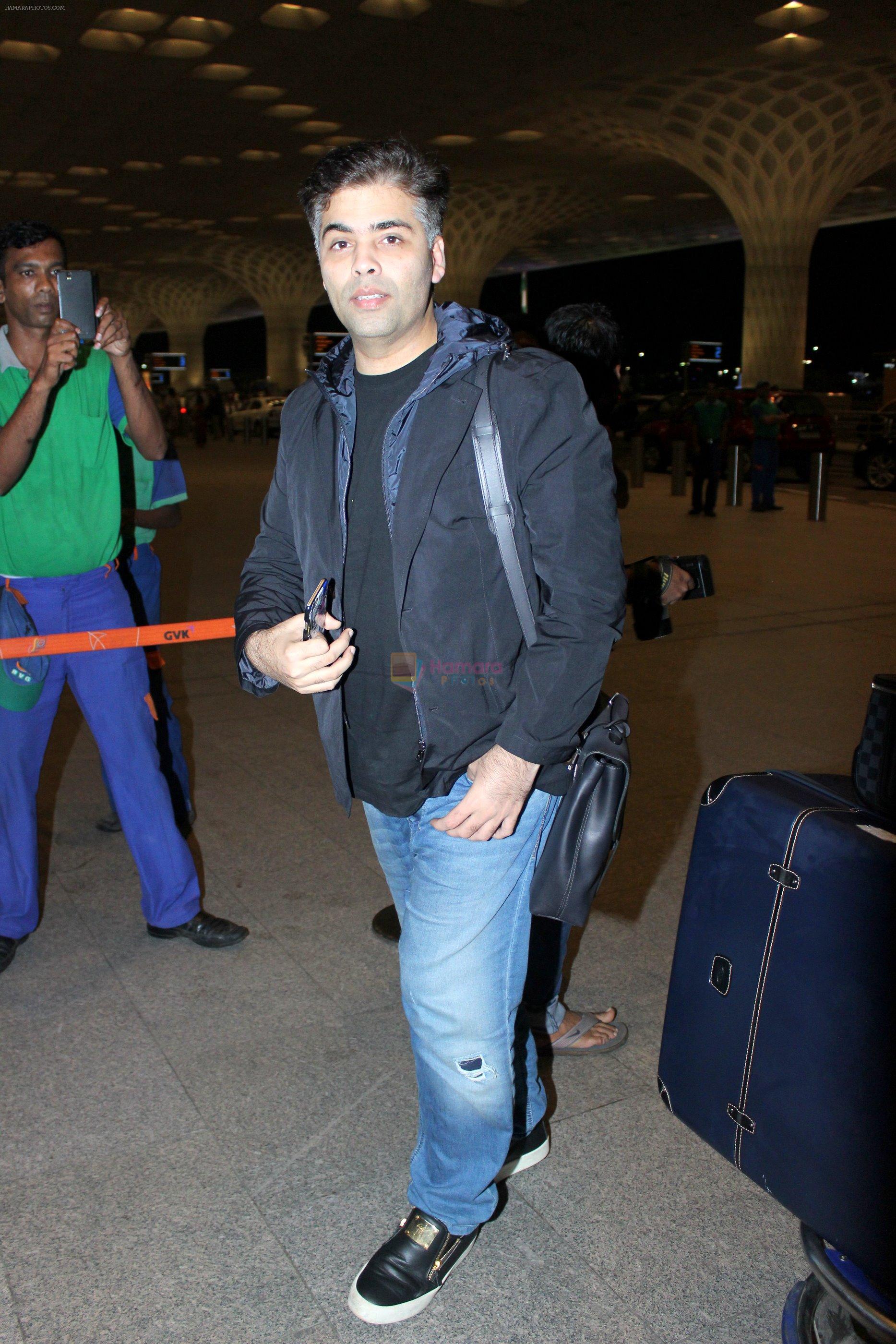 Karan Johar snapped at international airport in Mumbai on 28th Aug 2015