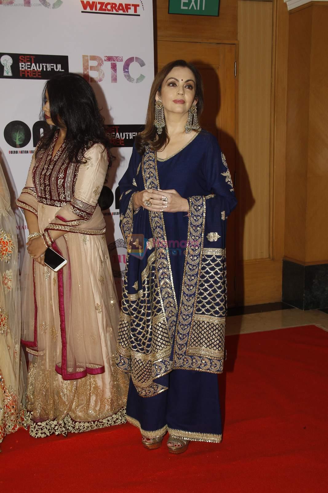 Nita Ambani at vivek oberoi's charity event in Mumbai on 29th Aug 2015