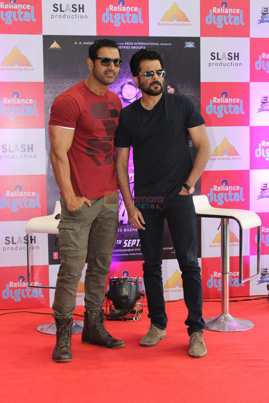John Abraham and Anil Kapoor at Welcome Back promotions in Reliance Digital, Juhu on 29th Aug 2015