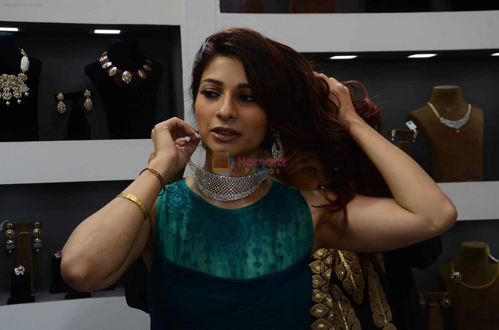 Tanisha Mukherjee at a wedding exhibition in The Dressing Room on 1st Sept 2015