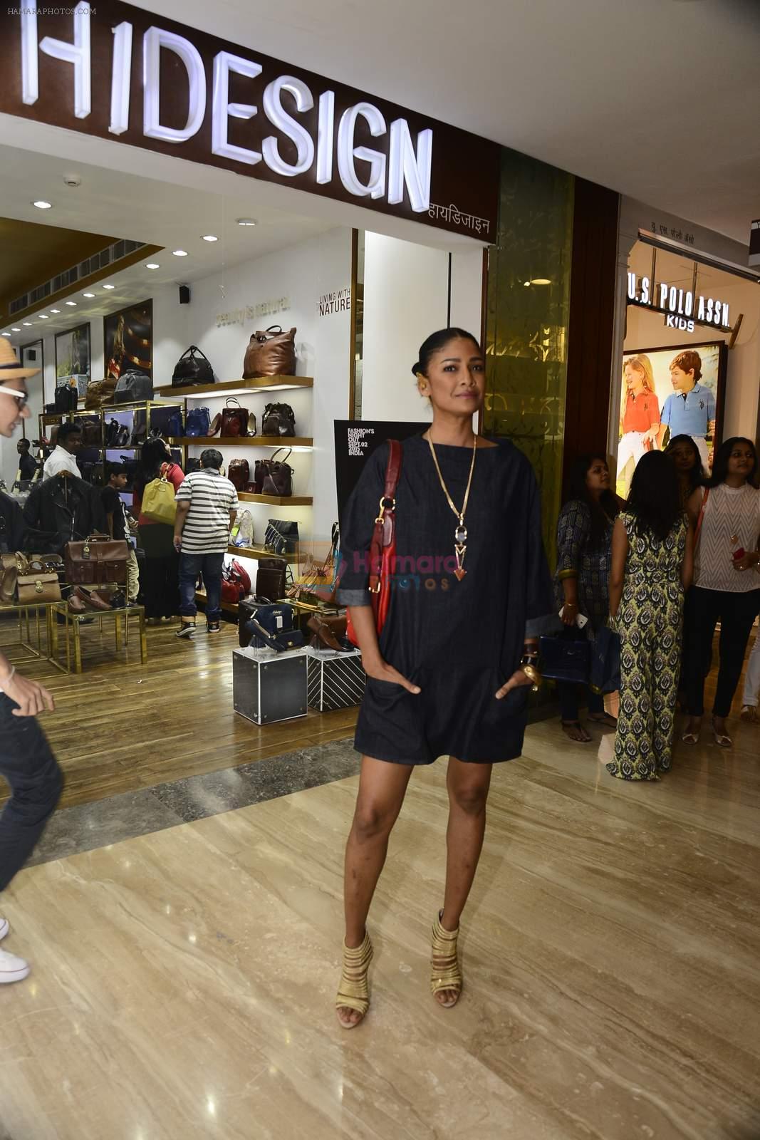 Carol Gracias at Hidesign store for Vogue Fashion Night Out on 2nd Sept 2015