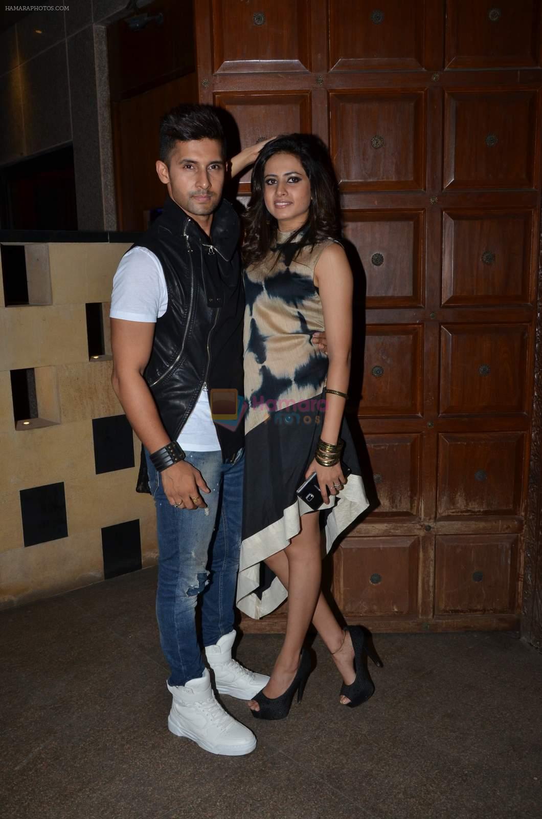 sargun mehta's bday bash hosted by ravi dubey on 5th Sept 2015