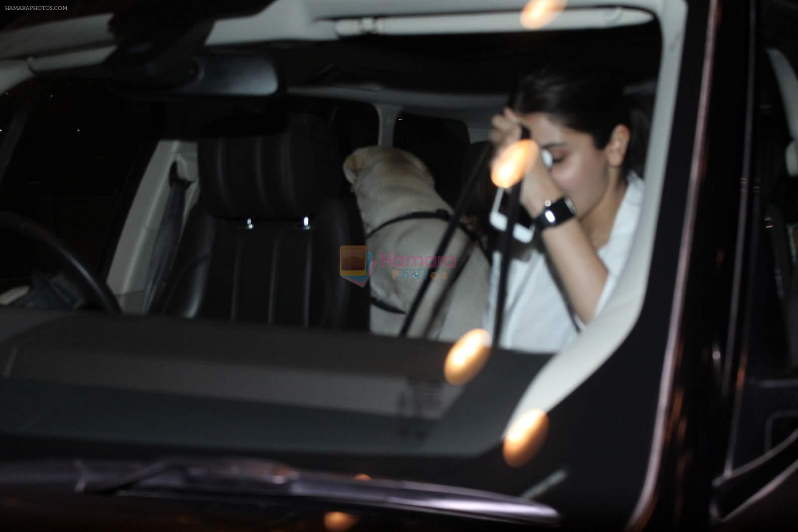 Anushka Sharma leaves for ae dil hai mushkil shoot in london on 5th Sept 2015