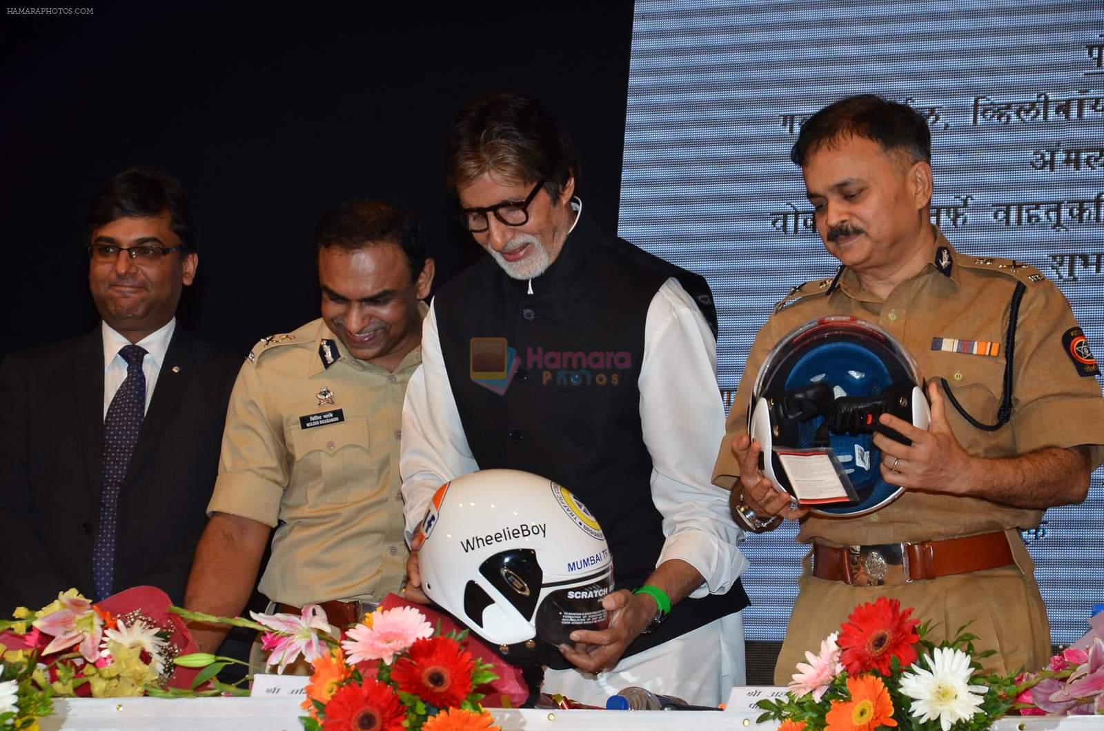 Amitabh Bachchan at traiffc awareness event in Bhaidas Hall on 14th Sept 2015