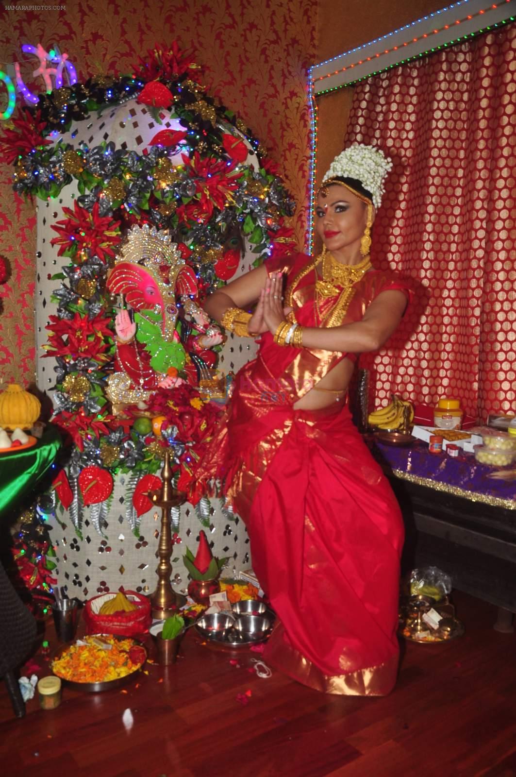 Rakhi Sawant's Ganpati celebrations on 17th Sept 2015